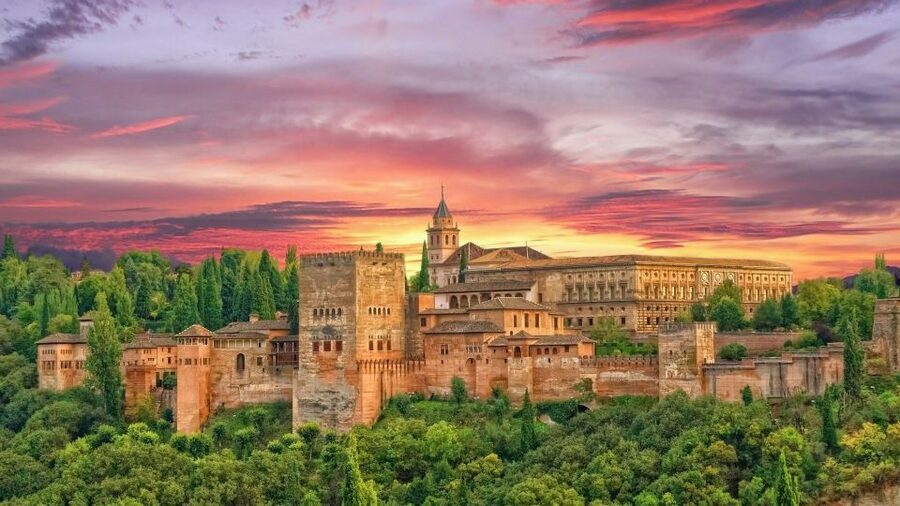 Granada Alhambra and Generalife Gardens Experience Tour - Key points worth knowing