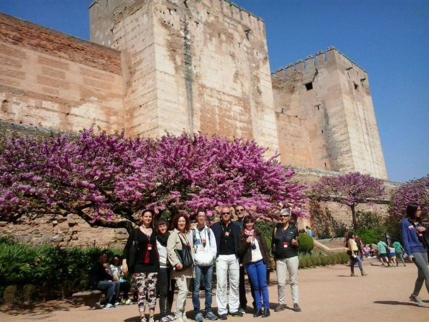 Granada Alhambra and Generalife Gardens Experience Tour - Charles V Inside the Complex: A “Don’t Miss It” Add-On