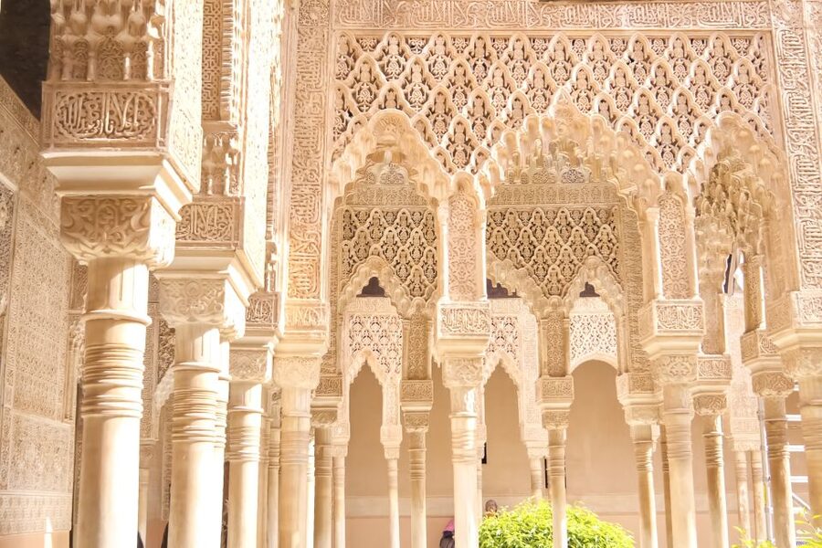 Granada: Alhambra and Generalife Private Fast-Track Tour - Key takeaways before you go