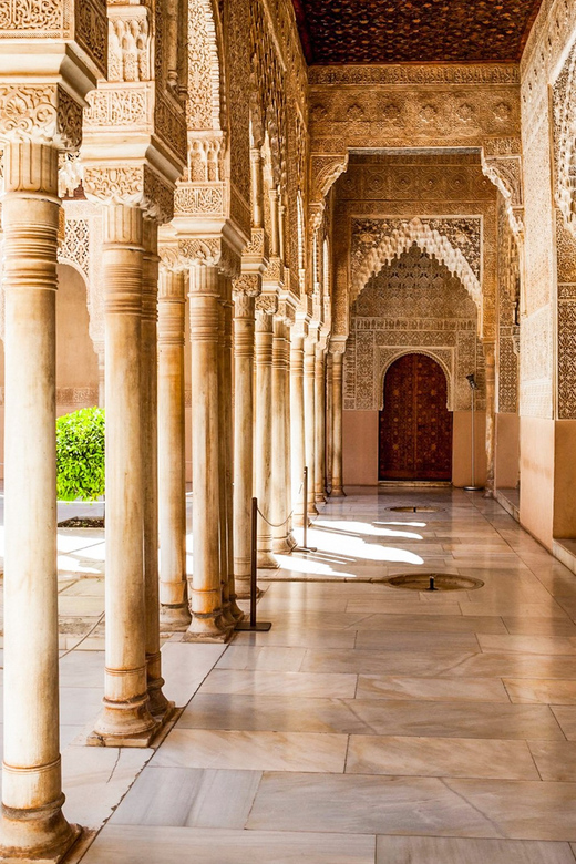 Granada: Alhambra and Nasrid Palaces Entry Ticket - Your Nasrid Palaces time slot: how to enter without panic