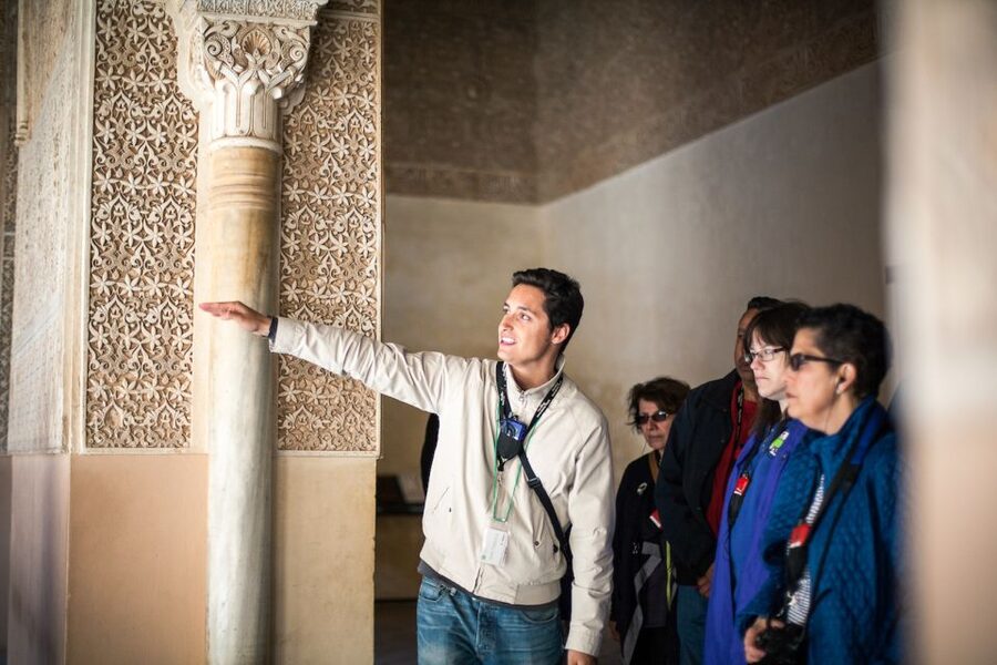Granada: Alhambra and Nasrid Palaces Small Guided Tour - Key things that make this tour worth it