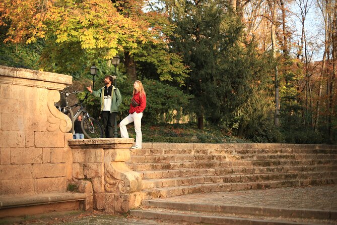 Granada: Alhambra and Sierra Nevada Sunset Views by E-Bike - Meeting at Pl. de Cuchilleros: easy start, small-group pace