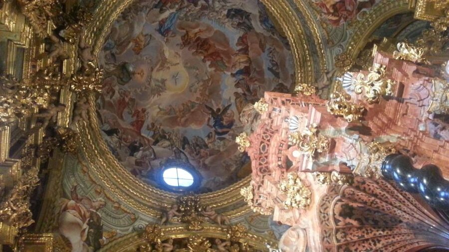 Granada: Alhambra, Cathedral & Royal Chapel Tour w/ Tickets - Why 1492 matters: the religious shift you’ll actually see
