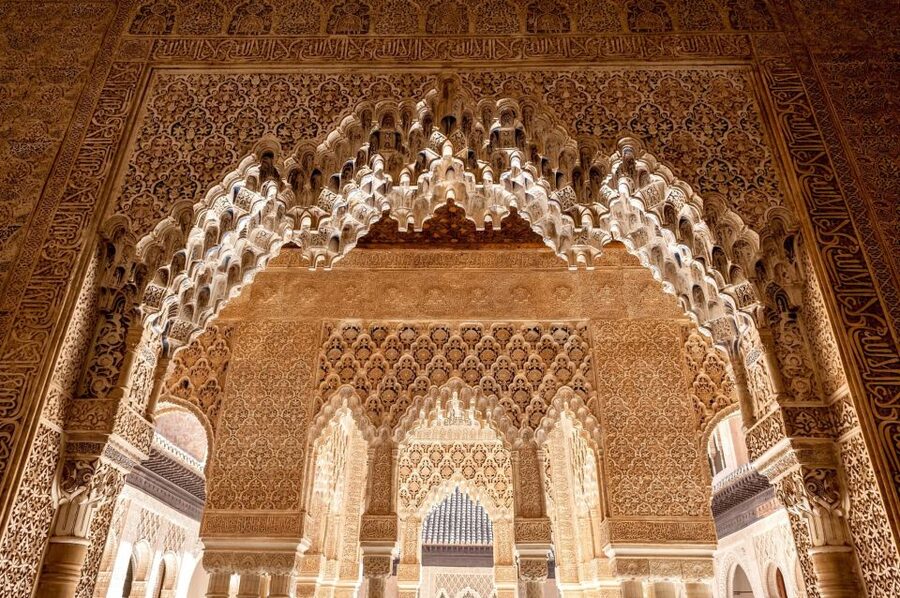 Granada: Alhambra Complex Guided Tour Options - Pacing, Comfort, and What to Bring