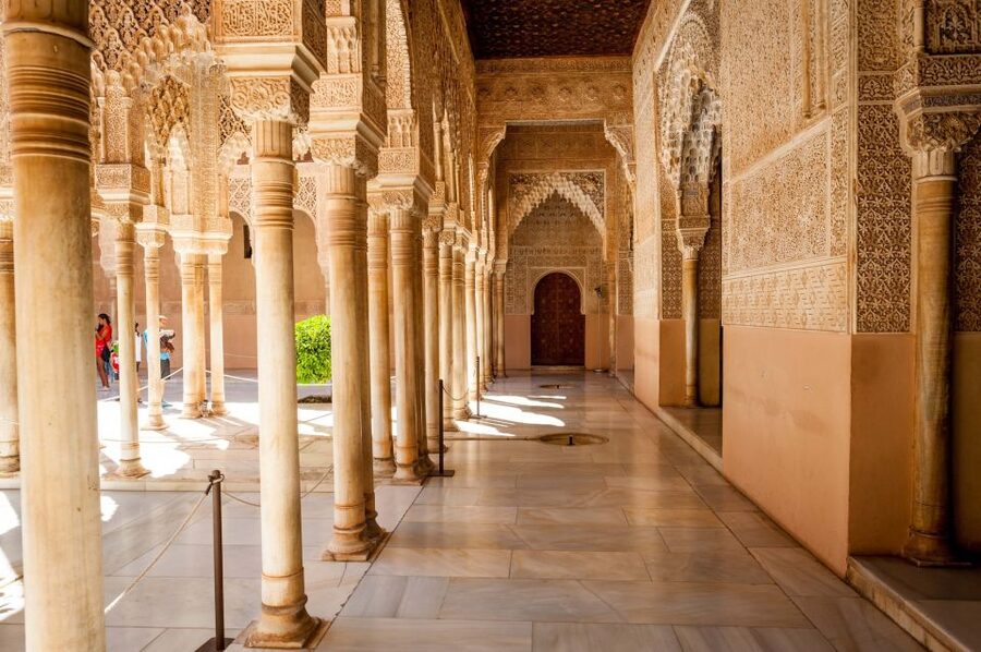 Granada: Alhambra Entry Ticket with Audio Guide - The GPS audio guide: how to use it without getting stuck