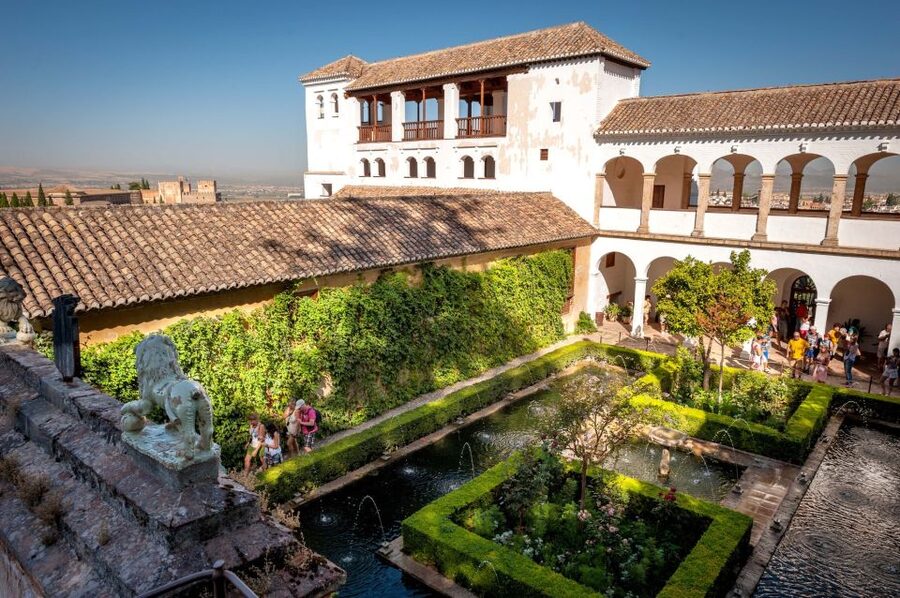 Granada: Alhambra Entry Ticket with Audio Guide - Using the navigator after Alhambra: Granada on your own schedule