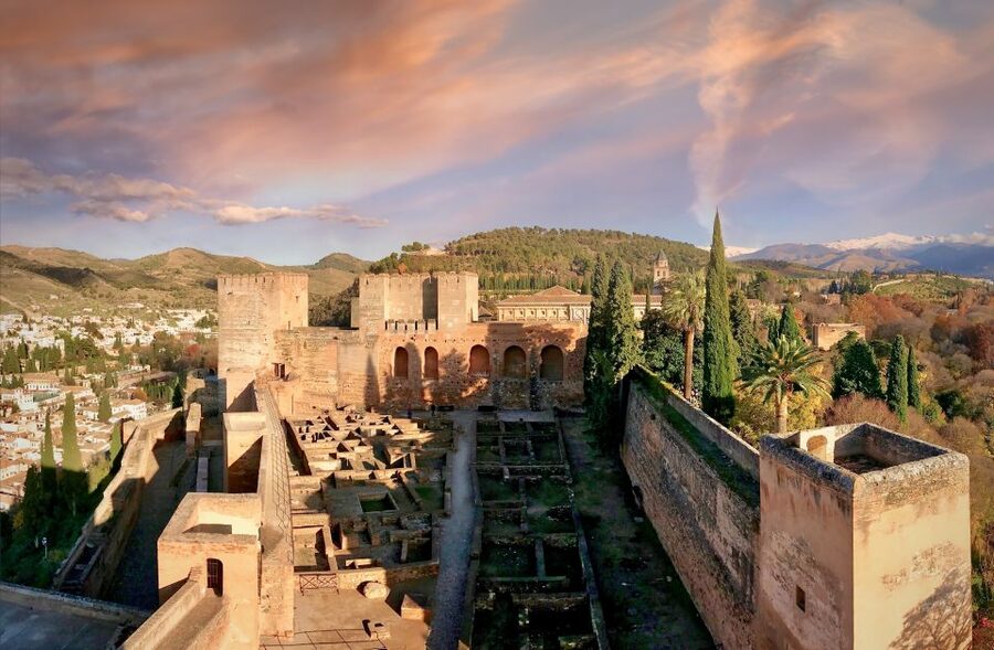 Granada: Alhambra Fast-Track Guided Tour - Fast-track tickets: buying time for the details