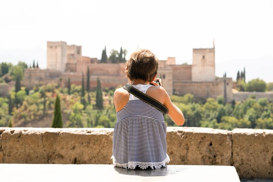 Granada: Alhambra Full Complex & Andalusi Monuments Tickets - Generalife Gardens: making the most of the fountains and flower-filled pace