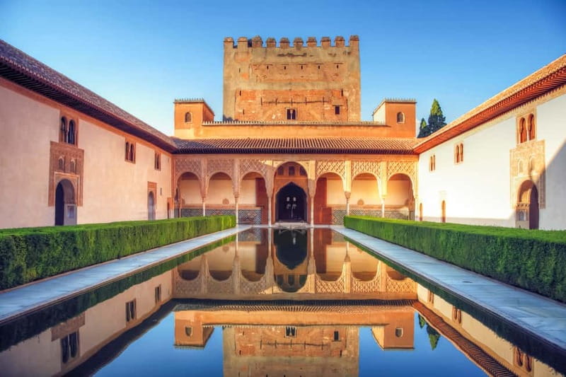 Granada: Alhambra & Gardens Tour w/Nasrid Palaces Option - Generalife Gardens: the sultan’s summer retreat
