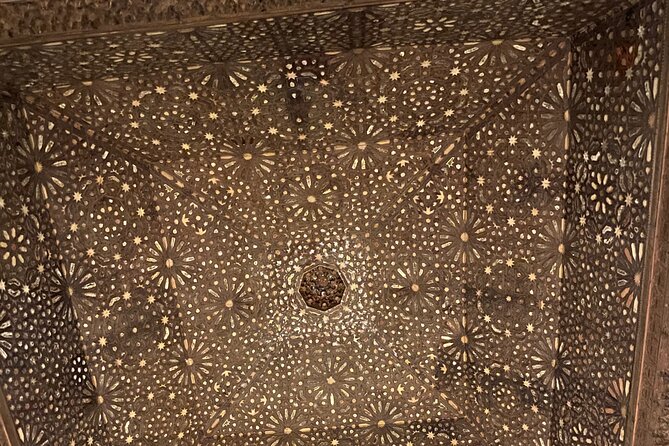 Granada Alhambra Group Tour includes Nazaries Palaces - What you pay (and why it’s often worth it)