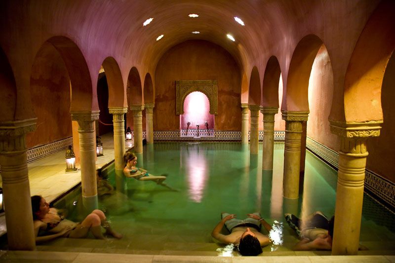 Granada: Alhambra Guided Tour and Arabian Bath and Massage - Generalife gardens: the calmer counterpoint (and why water matters again)