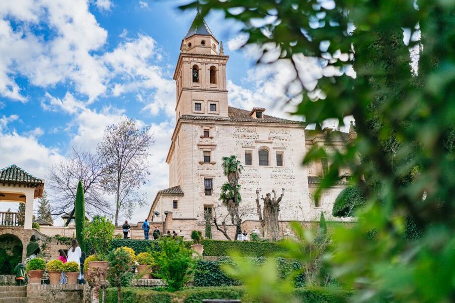 Granada: Alhambra Guided Tour with Nasrid Palaces & Gardens - Price and value: is $82 fair for what you get?
