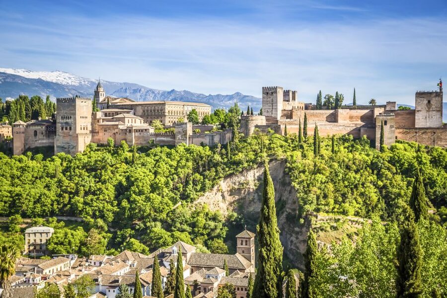 Granada: Alhambra, Nasrid, and Generalife Private Tour - Why this 3-hour private Alhambra plan feels different