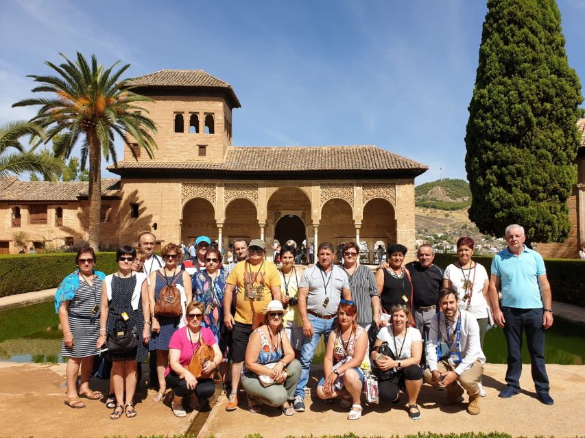 Granada: Alhambra, Nasrid Palaces, & Generalife Guided Tour - Key highlights worth your attention