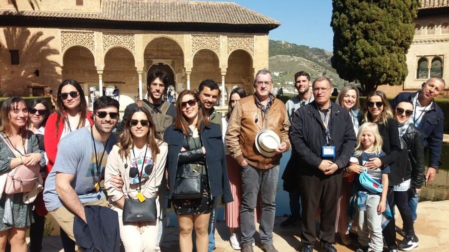 Granada: Alhambra, Nasrid Palaces, & Generalife Guided Tour - Nasrid Palaces and the Fortress Mindset: Where the Story Clicks