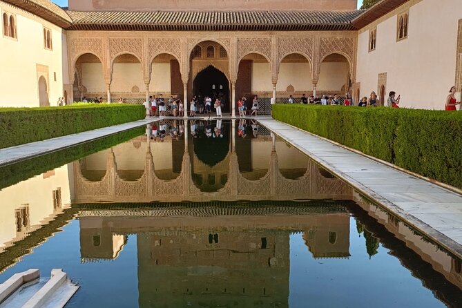 Granada : Alhambra Prestige Group Tour (VIP tickets included) - Price and Value: Why $54 Can Be a Smart Buy