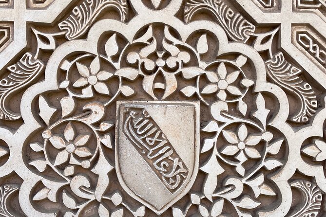 Granada : Alhambra Prestige Group Tour (VIP tickets included) - Meeting at Restaurante La Mimbre: Get There Calm, Not Late