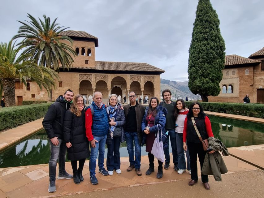 Granada: Alhambra Regular Tour - Nasrid Palaces for 1.5 Hours: Where the Tour’s Focus Lands