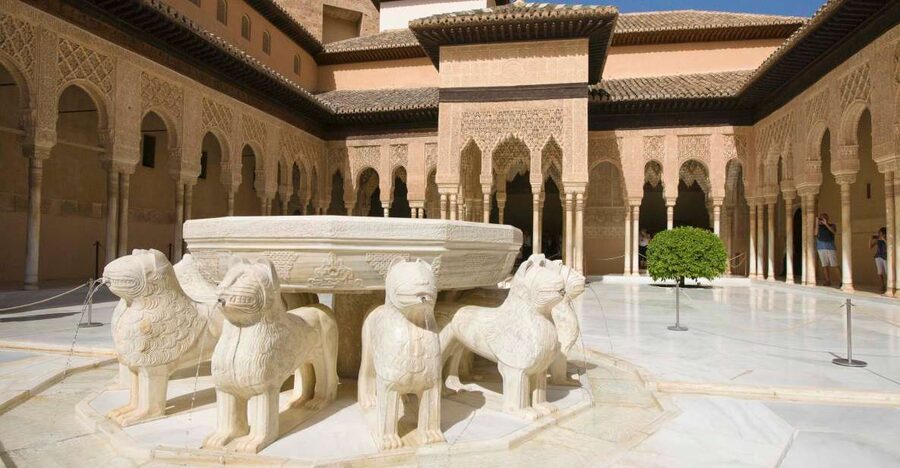 Granada: Alhambra Small Group Tour with Nasrid Palaces - Generalife gardens: where the Alhambra’s water story clicks