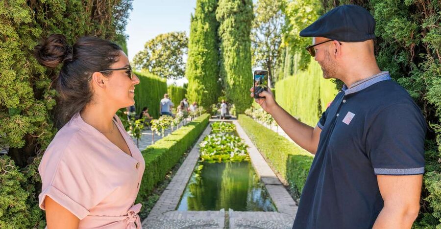 Granada: Alhambra Ticket and Guided Tour with Nasrid Palaces - Who This Tour Fits Best (and Who Might Skip It)