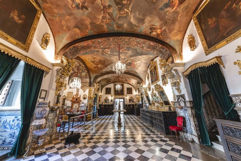 Granada: Basilica of San Juan de Dios Ticket & Audio Guide - Quick hits before you step inside