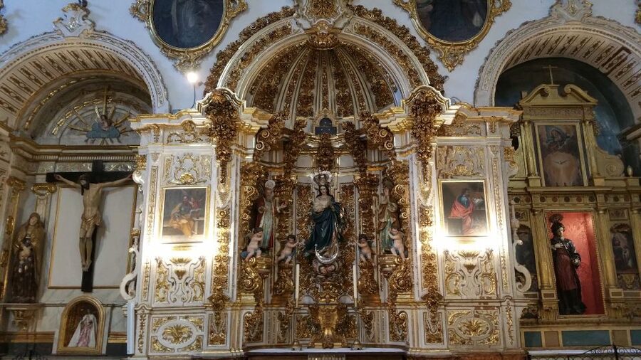 Granada: Cathedral & Royal Chapel Skip the Line Tour - Royal Chapel of Granada: Isabelline Gothic and Royal Tombs