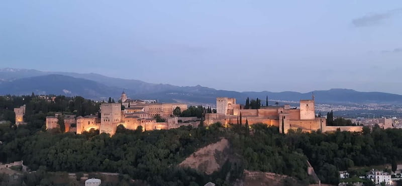 Granada: Church of San Nicolas and Tower Access Ticket - Key things you’ll notice