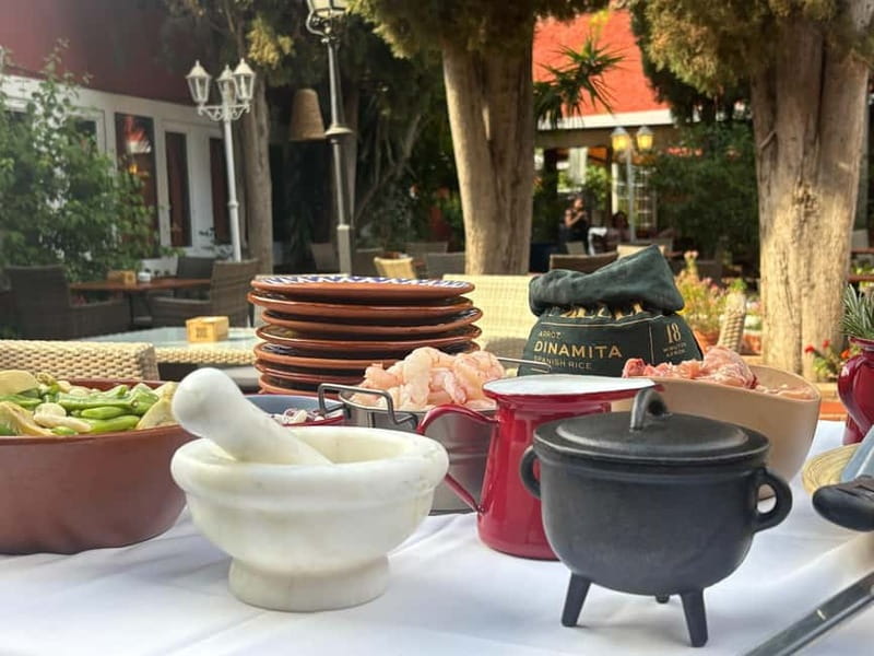 Granada: Dinner with Paella on a Terrace in the Albayzín and Live Flamenco - Key things to know