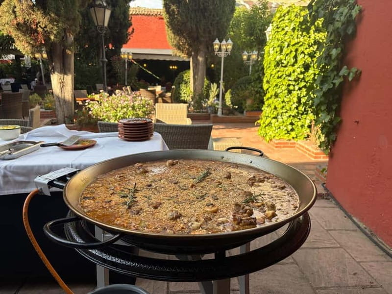 Granada: Dinner with Paella on a Terrace in the Albayzín and Live Flamenco - Paella value: what $75 buys you, and where the risks hide