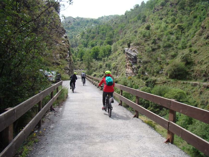 Granada: E-Bike Adventure on the Old Sierra Nevada Tramway - Getting out of Granada fast: pickup and first minutes