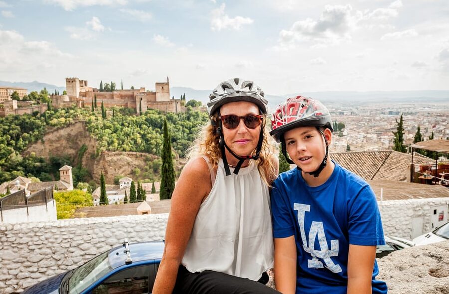 Granada: E-Bike Tour and Fast-Track Alhambra Ticket - What the Small-Group Format Feels Like Day-of
