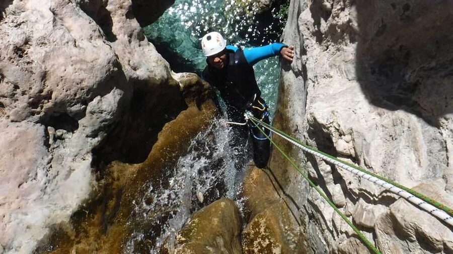 Granada: Family Canyoning in Río Verde - Weather, river conditions, and when plans can change