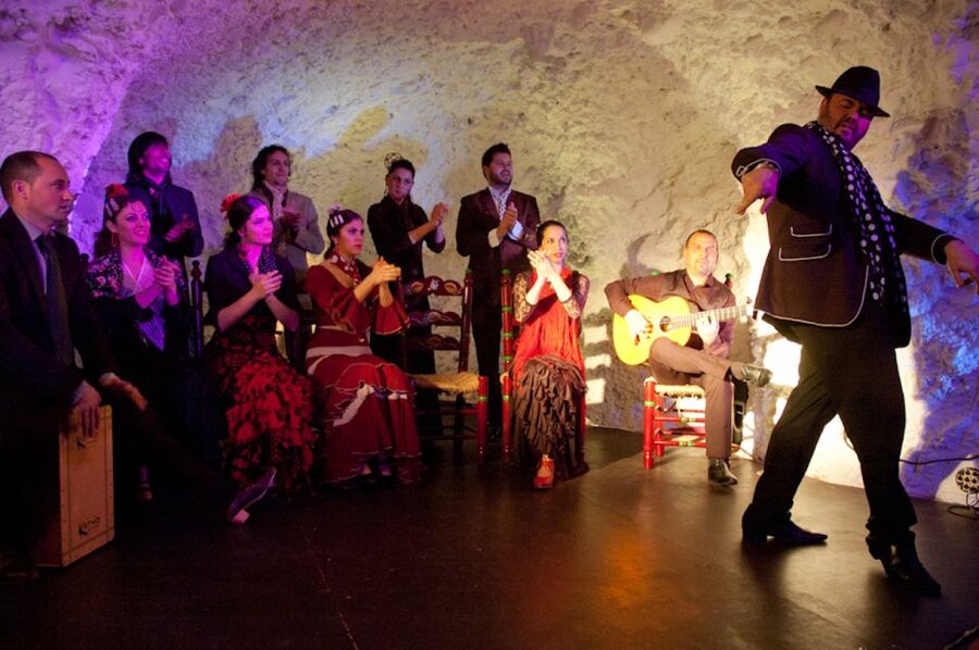 Granada: Flamenco Show at Templo del Flamenco with Drink - Should you book Templo del Flamenco? My take
