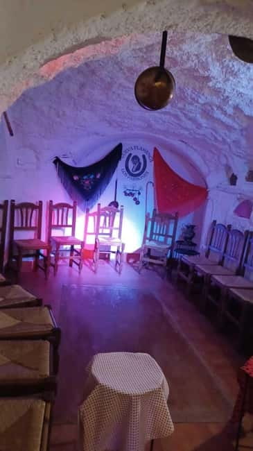 Granada: Flamenco Show Los Parrones in the Sacromonte Caves - The Alhambra View Angle: Why That’s Not Just a Bonus