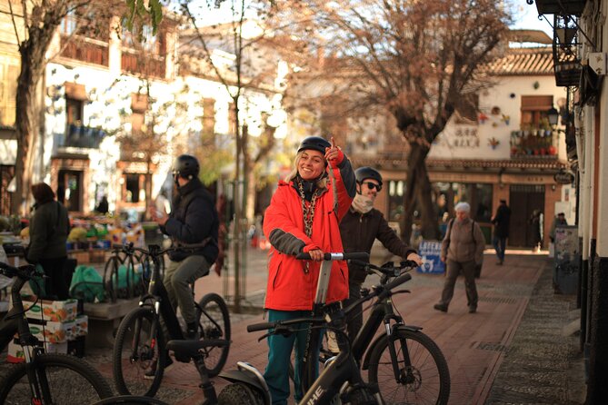 Granada Highlights Tour with Tapas Breaks by Electric Bike - Choosing Your Guide Experience: Real Personalities Matter