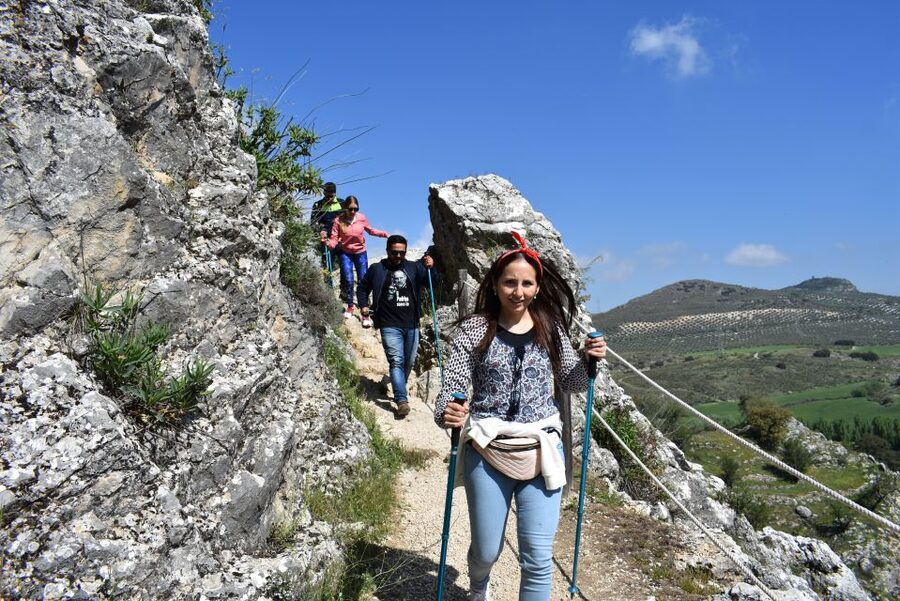 Granada: Hiking along the Gollizno route - Meet at Plaza Profesor Fontboté, then head to Olivares