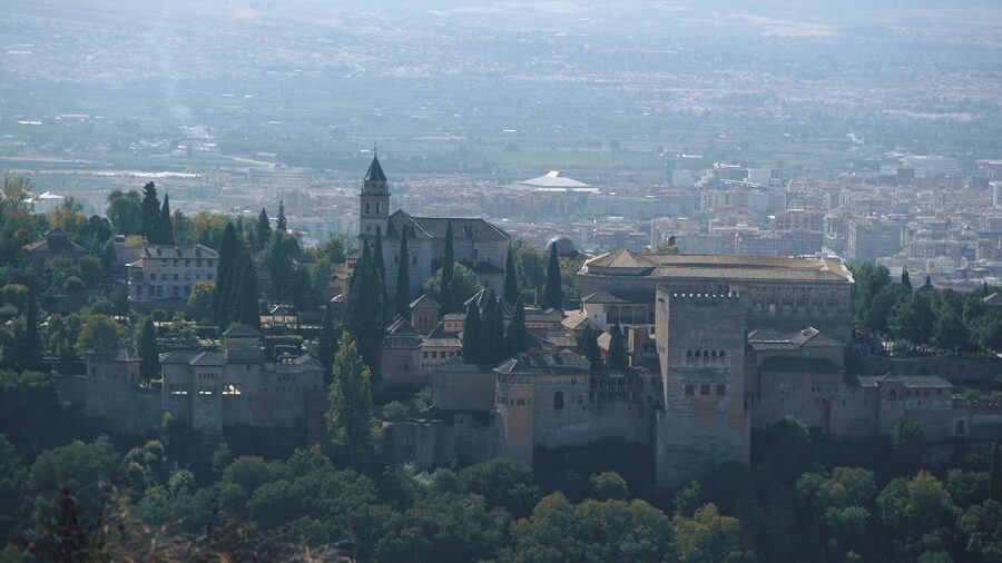 Granada: Historical City Center Guided Segway Tour - Rolling past Plaza Nueva and the Alhambra gardens