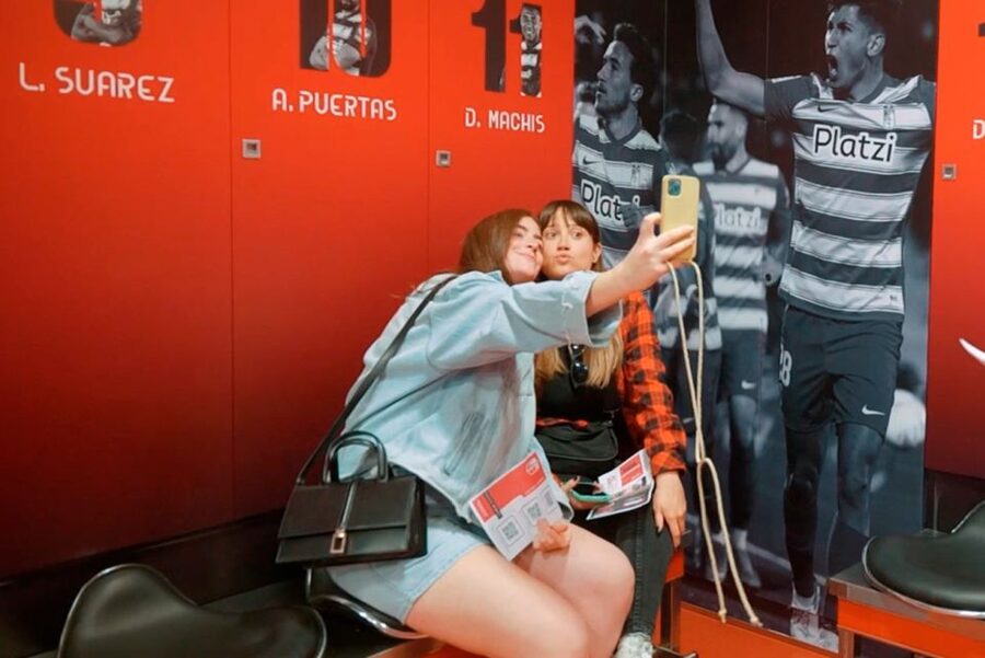Granada: Los Cármenes Stadium Guided Interactive Tour - FAQ