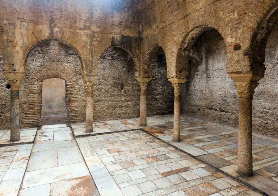 Granada: Moorish Monuments Entrance Tickets - Dar al-Horra Palace: finishing with a Nasrid residence