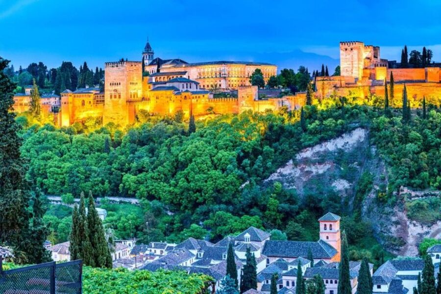 Granada: Private custom tour with a local guide - Food advice without a restaurant trap