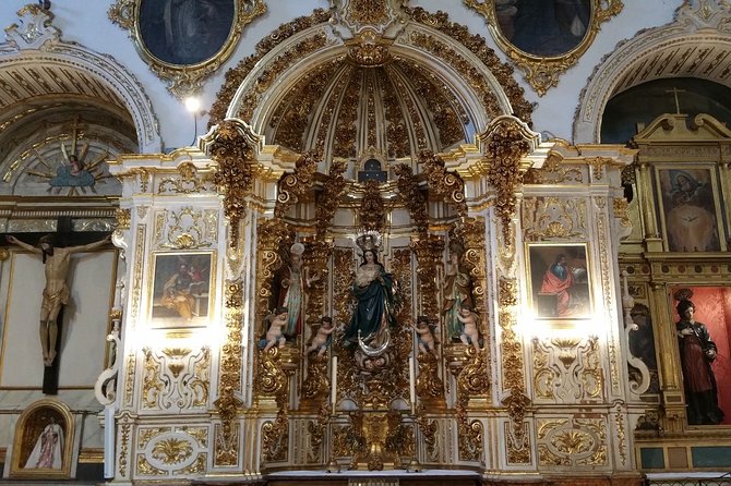 Granada: Royal Chapel and Granada Cathedral Guided Tour - Church of Sagrario and the Madraza Palace: the in-between stops