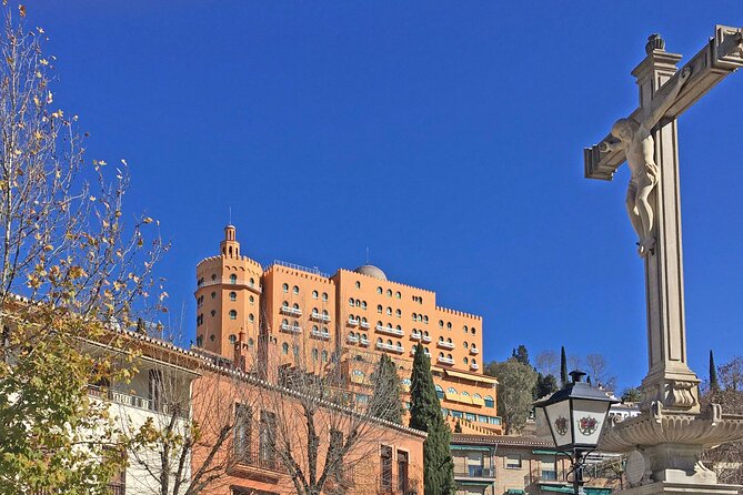 Granada’s Realejo District: A Self-Guided Tour of the Old Quarter - Fuente de las Batallas and the Walk’s Final Chapter at Fuente de las Granadas