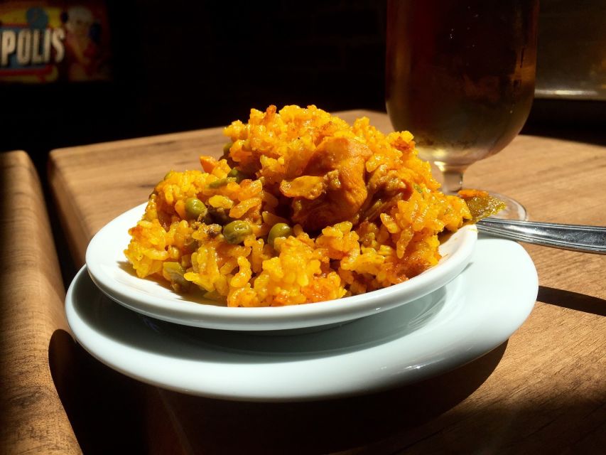 Granada: Tapas Tasting Guided Tour - At Plaza de Bib-Rambla: the smart place to start