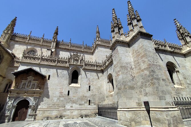 Granada Walking Tour - The Ideal Way to Discover the City - How to Plan Your Day Around the Stops