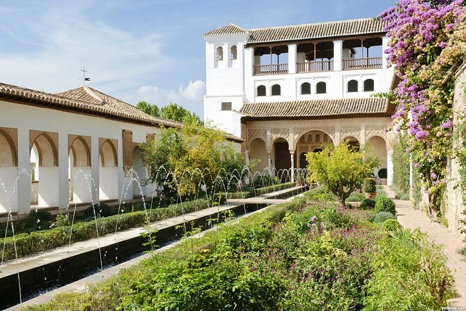 Guided tour of the Alhambra: Generalife and its gardens - Best for first-timers, and not as good for ultra-flexible days