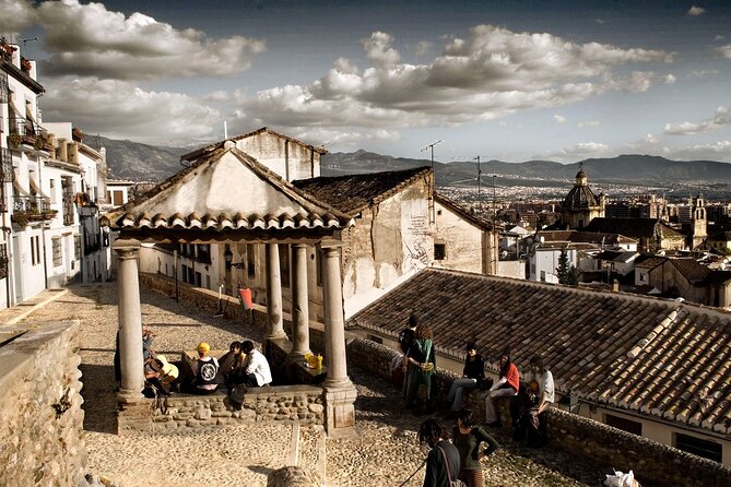 Jewish Tour in Granada - Stop 3: Torres Bermejas and the Jewish Quarter’s Protective Wall