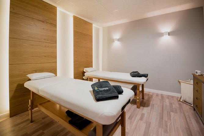 Massage Weekends and Holidays - Booking Smart: How to Get the Massage You Actually Want