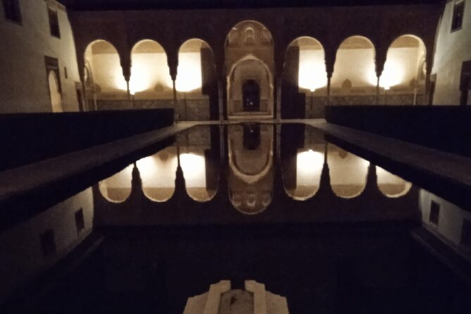 Night Tour of Alhambra and the Nasrid Palaces - The Guideàgrenade Small-Group Advantage (and Why It Matters at Night)