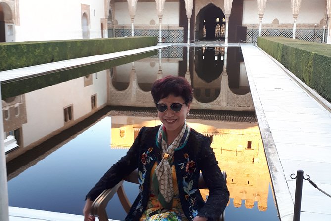 Premium Granada and other Cities Private Tour - Why this Granada private route works: Alhambra, Albaicín, and the Royal Chapel