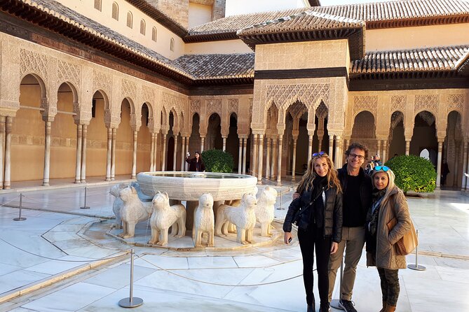 Premium Granada and other Cities Private Tour - Albaicín and San Nicolás: UNESCO streets and sunset views without guessing